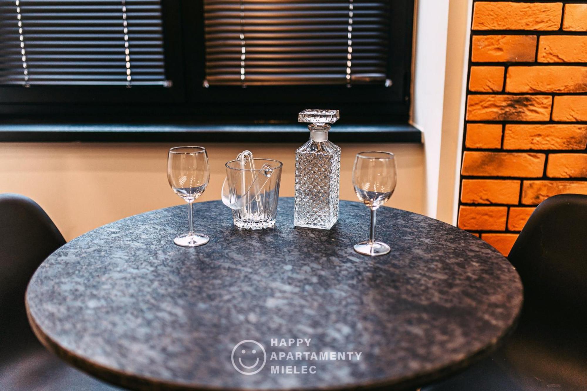 Happy Nest - Apartamentyhappy Pl Мелец Экстерьер фото