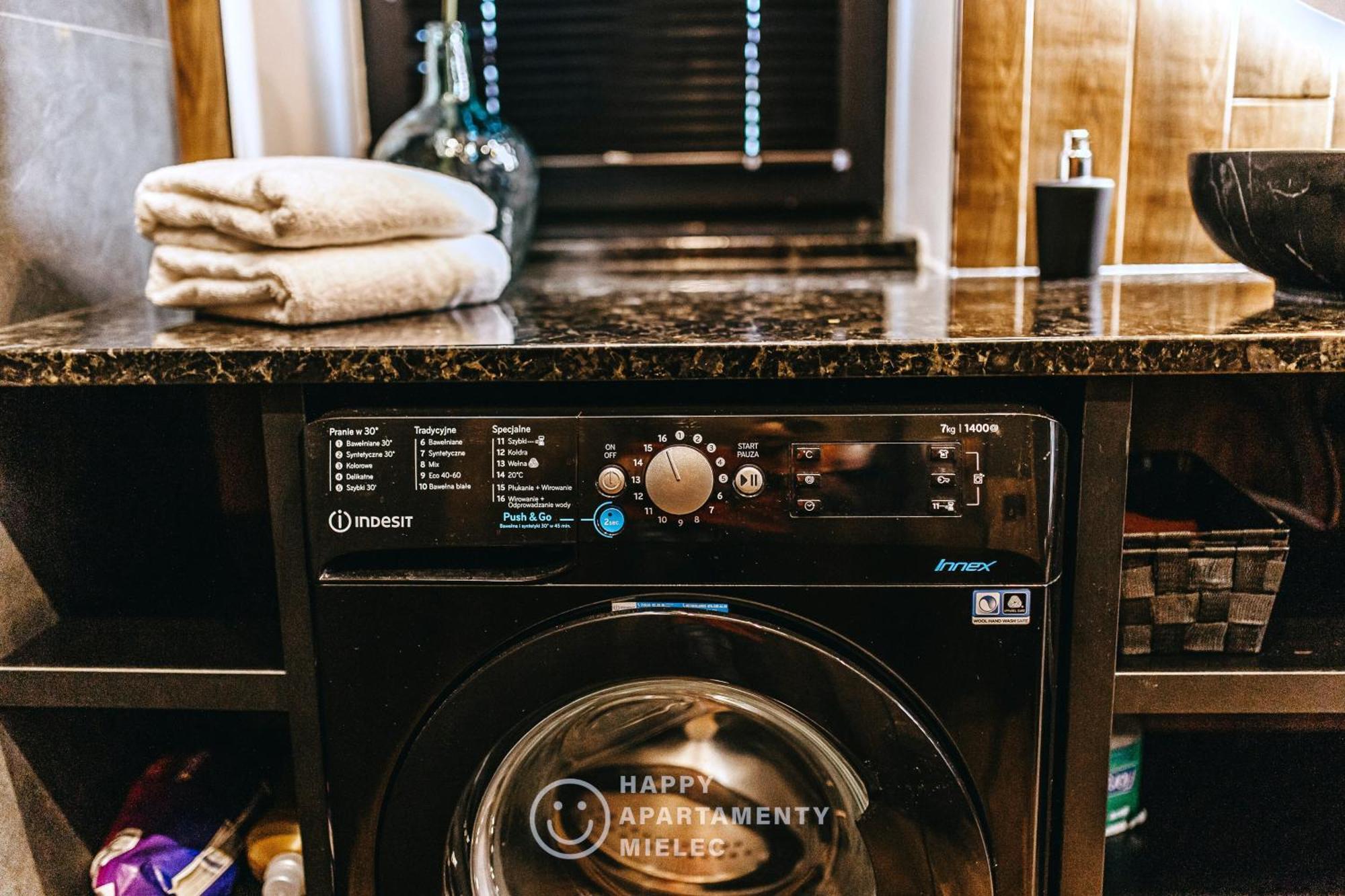 Happy Nest - Apartamentyhappy Pl Мелец Экстерьер фото